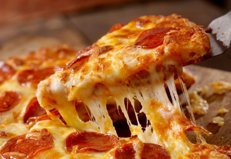 Receita de Massa de Pizza Simples de Liquidificador