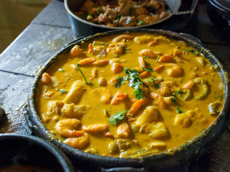Moqueca de Peixe com Camarão