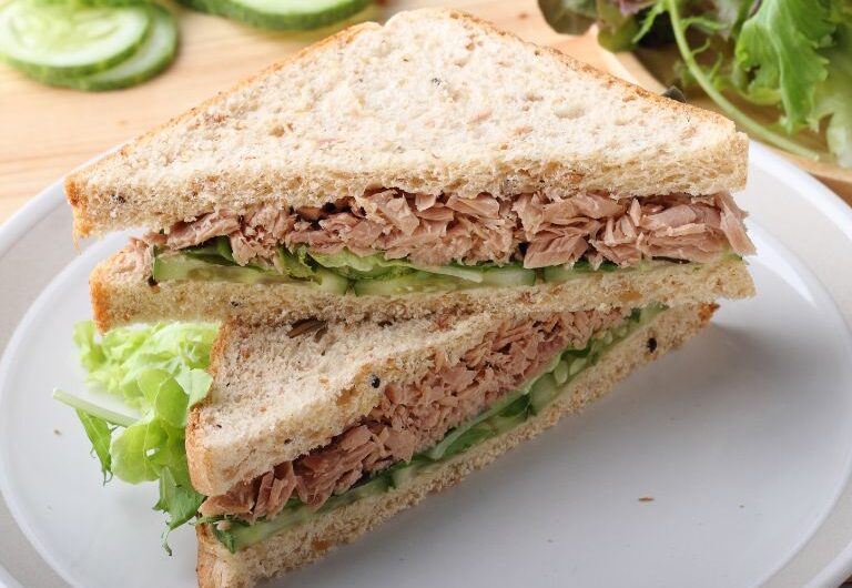 Receita de Sanduíche de Atum: uma opção deliciosa e saudável