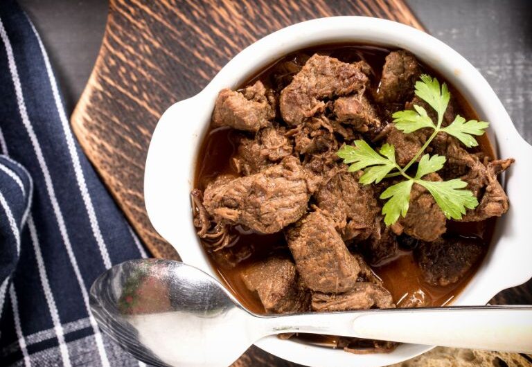 Carne de Panela Simples: o Segredo para um prato Irresistível