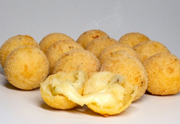 Receita de Bolinha de Queijo: Delicie-se com essa deliciosa iguaria