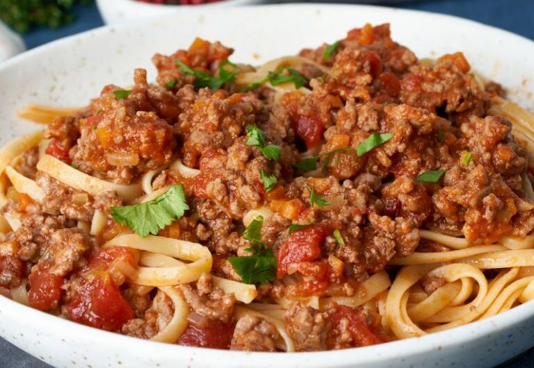 Macarrão com Carne Moída: Uma Receita Deliciosa e Fácil