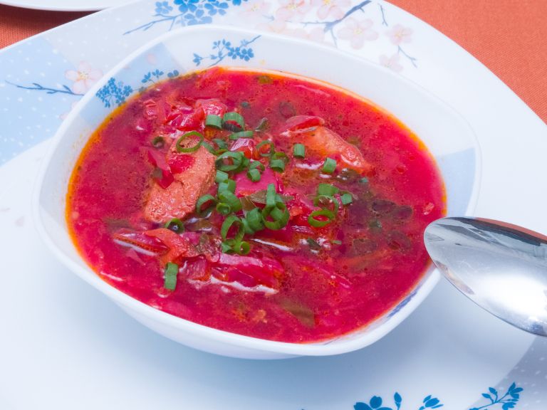 sopa de beterraba