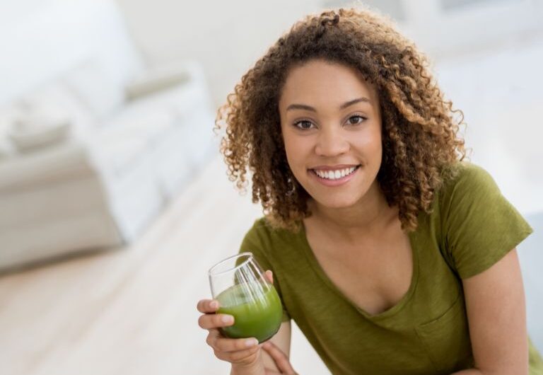 Suco Verde Receita: Aprenda a preparar um suco saudável e delicioso