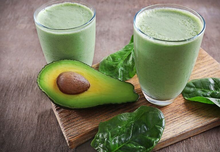 Vitamina de Abacate: uma bebida deliciosa e nutritiva