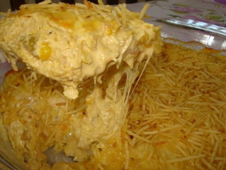 fricassê de frango com creme de milho