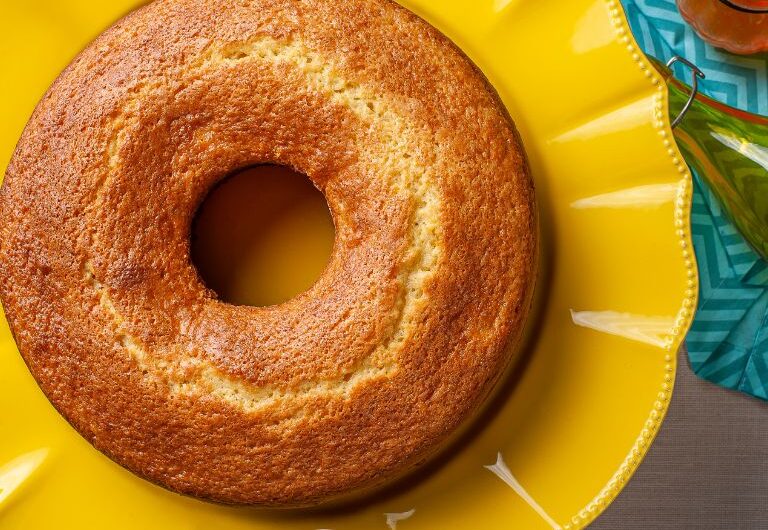 Bolo de Cenoura Fit com Farelo de Aveia: Delicioso e Saudável