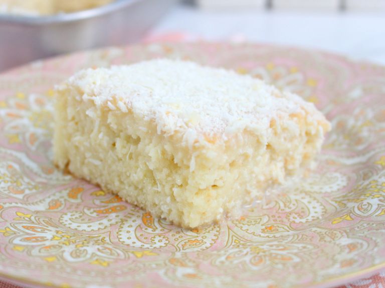 bolo de coco gelado