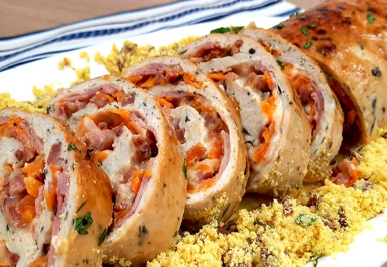 Rocambole de Frango Recheado: Delicioso e Fácil de Fazer!