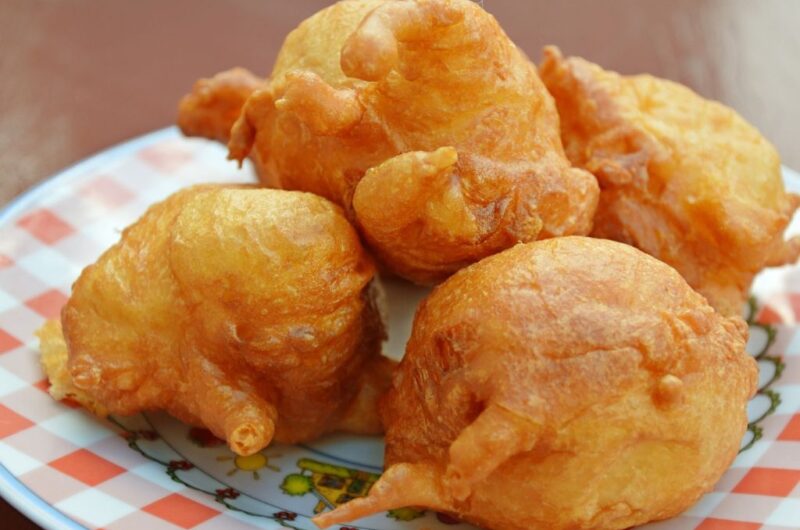 Bolinho de Chuva Tradicional - Uma Receita para Saborear Lembranças