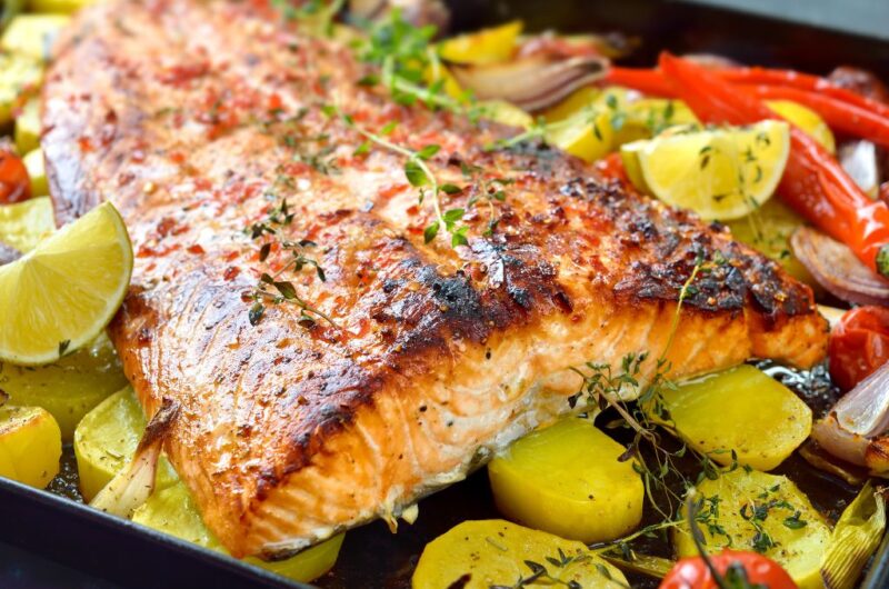 Delicioso Filé de Salmão Dourado: Uma Experiência de Sabor Sublime
