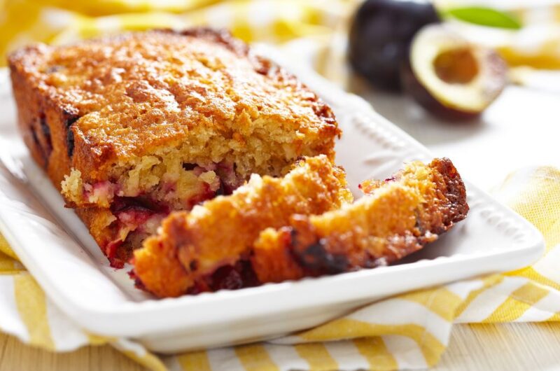 Harmonia Natural: Bolo de Ameixa e Aveia para Nutrir e Deliciar