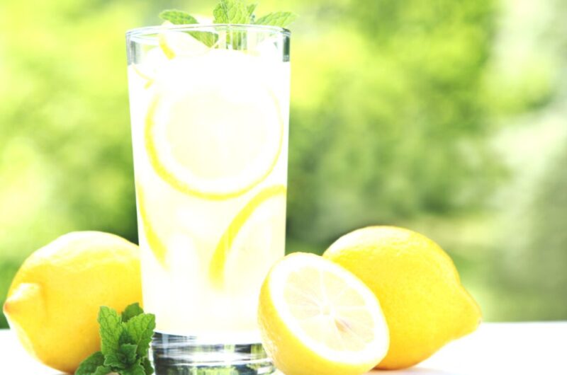 Refresque-se com a Deliciosa Limonada Suíça: Uma Explosão Cítrica de Sabor