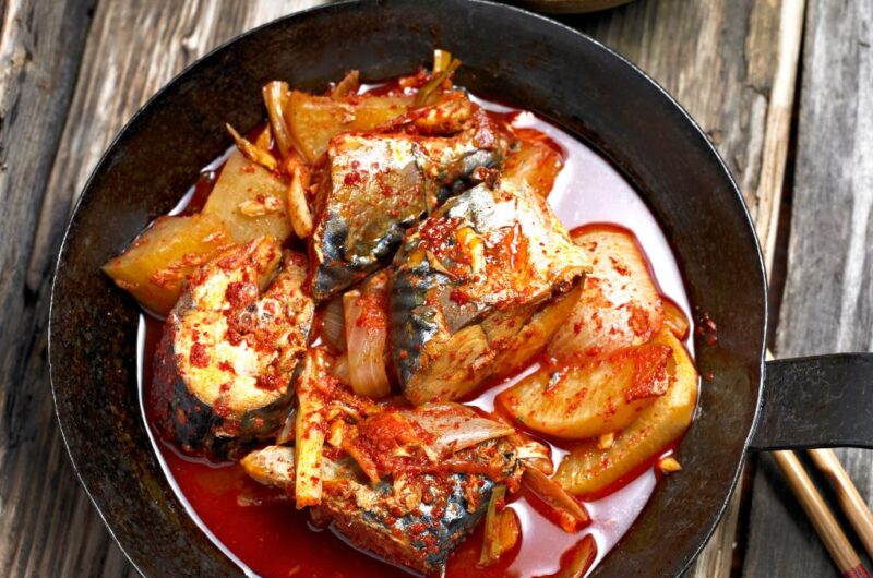 Receita Delíciosa de Peixe ao Molho para Saborear em Família