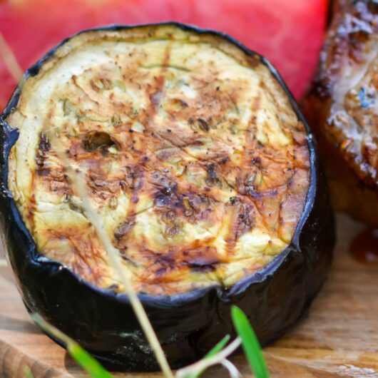 Bifes de Berinjela Crocantes: Sabor e Saúde em Cada Garfada