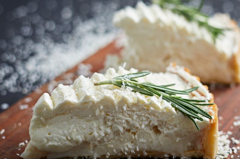 Torta de Coco com Toque de Chocolate: Uma Sobremesa Irresistível