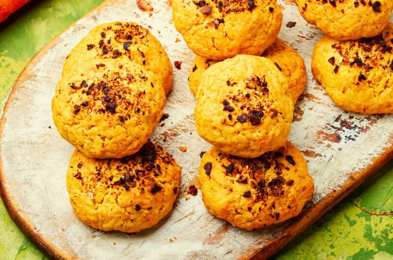 Bolinhos de Cenoura: Delicadeza e Sabor em Cada Mordida!