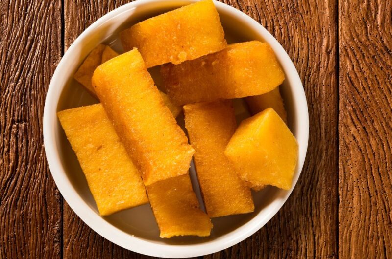 Receita de Bolinhos de Polenta Deliciosos