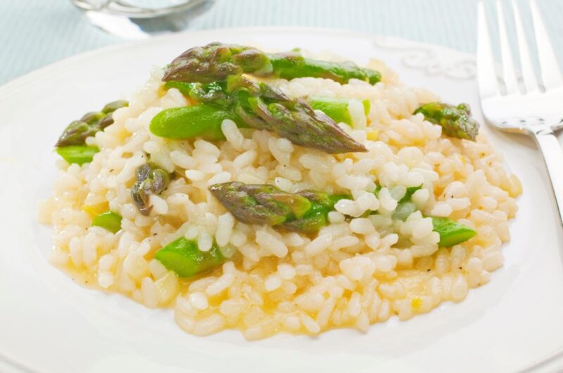 Risoto de Aspargos: Uma Jornada Culinária Rumo à Delicadeza e Sabor Únicos