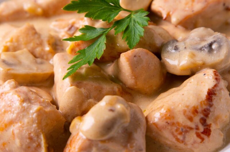 Filé de Frango ao Molho de Champignon: É Uma Delícia